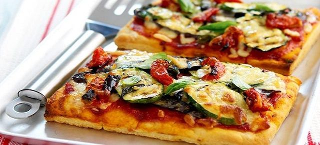 Вегетарианская пицца: преимущества, вкусные рецепты на каждый день