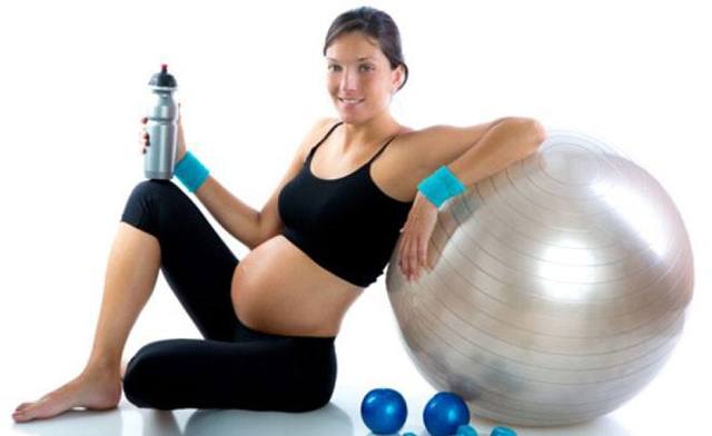 Упражнения для похудения после родов: польза, противопоказания, виды нагрузок