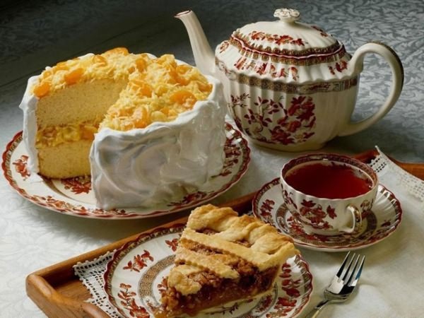 Красный чай: особенности, полезные свойства и вред, рекомендации по выбору