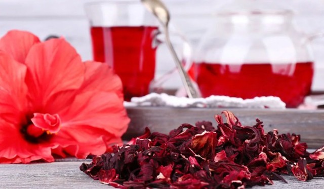 Мочегонный чай: состав, преимущества, противопоказания, виды, рекомендации по приему
