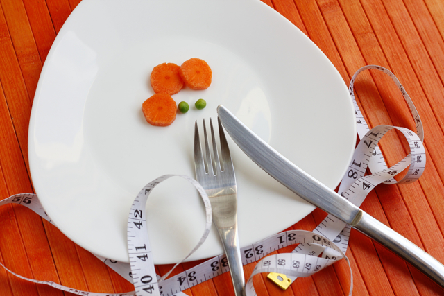 Голодание для похудения: польза и вред, виды, сколько килограммов можно скинуть