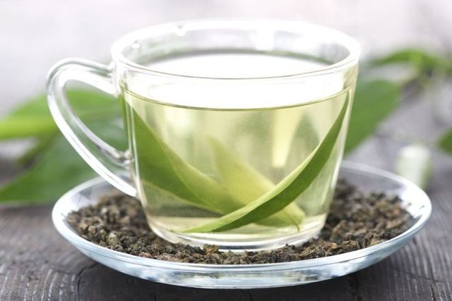 Белый чай: что это такое, польза и вред, как правильно заваривать